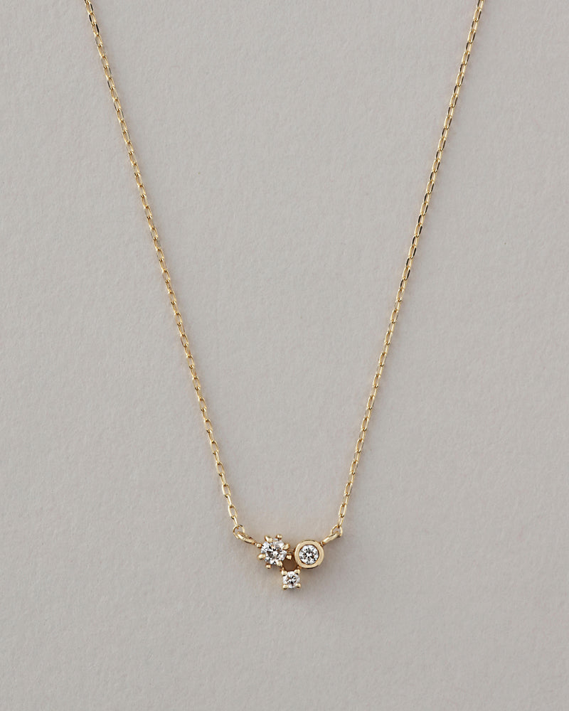 ホリデー限定 〈水〉 K10 雪の結晶 ネックレス – ANAPNOE