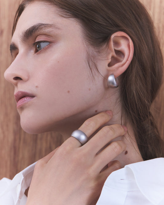 〈山〉 シルバー 霧 フープピアス