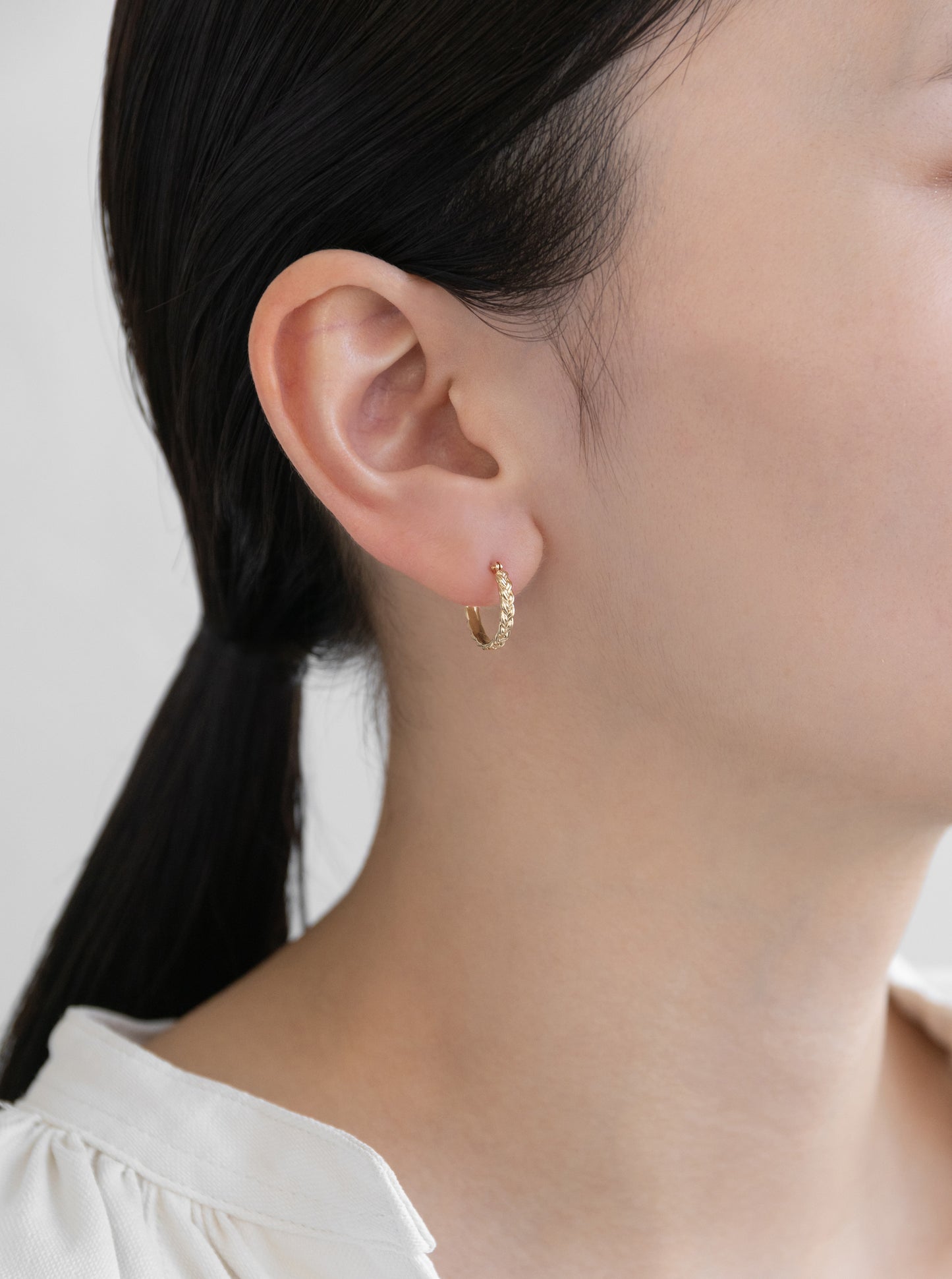 K10 トレス フープ ピアス