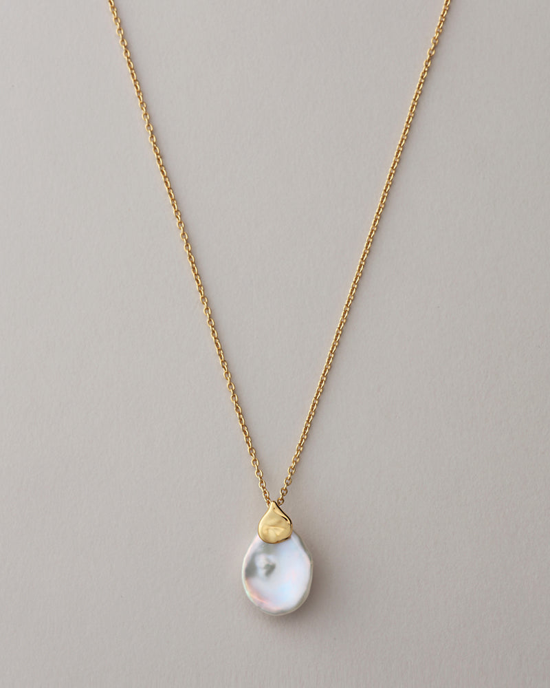 〈山〉 シルバー 花びら パール ネックレス