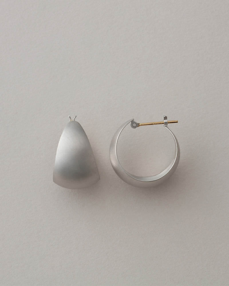 〈山〉 シルバー 霧 フープピアス