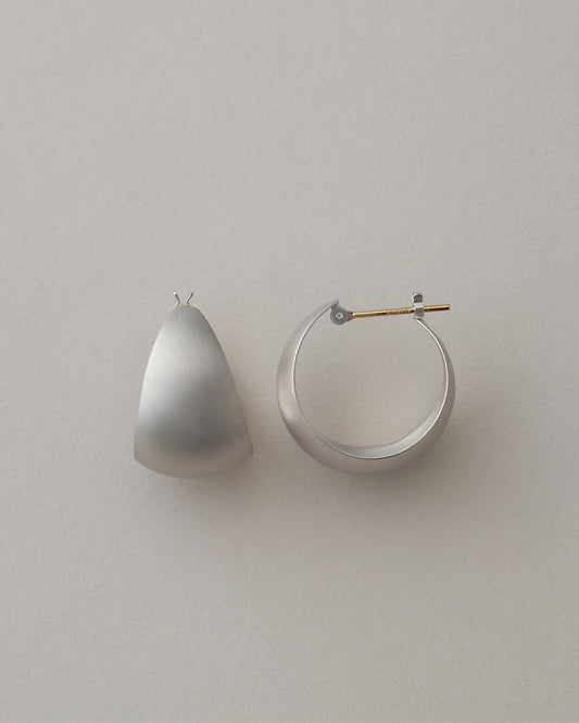 〈山〉 シルバー 霧 フープピアス