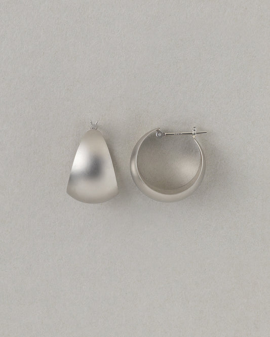 【5/29発売】〈山〉Pt 霧 フープ ピアス