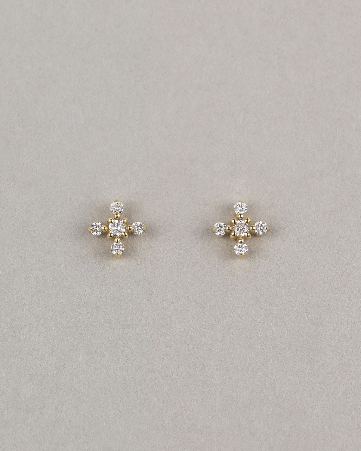 【10/9開始】ホリデー限定  2点セット〈水〉 K10 雪華 ネックレス+ピアス