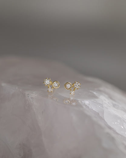 【10/9開始】ホリデー限定 〈水〉 K10 雪の結晶 ピアス