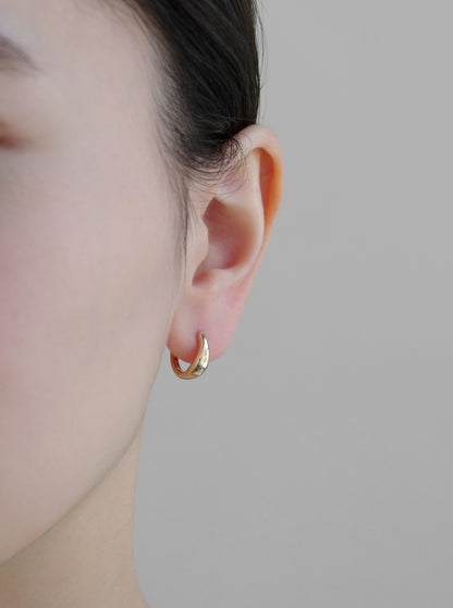 K10 メロウ フープ ピアス