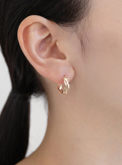 K10 ワイドトレス フープ ピアス