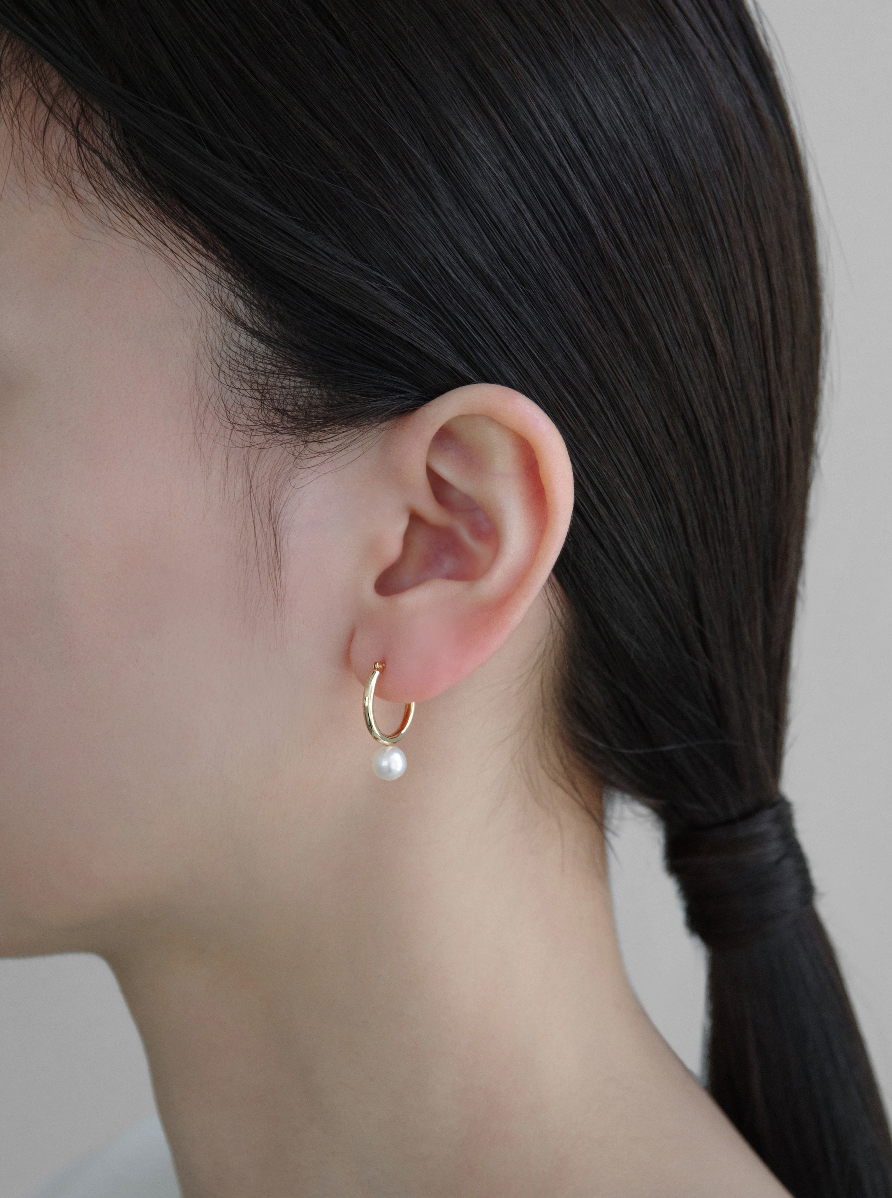 パール フープ ピアス – ANAPNOE