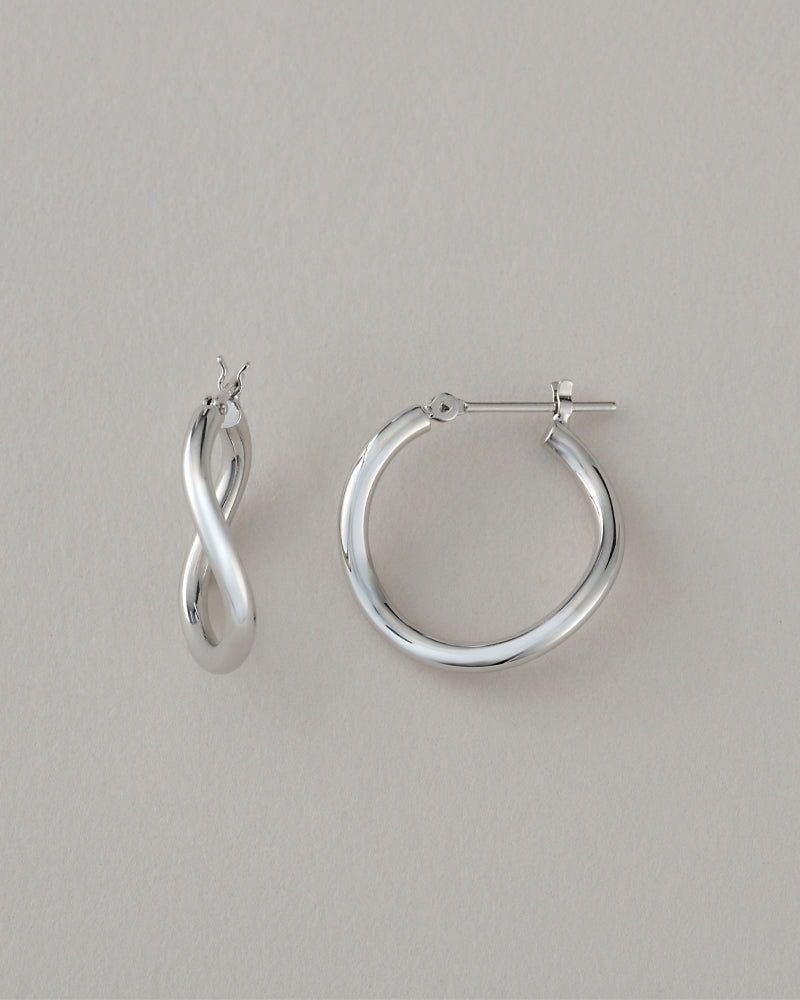 【3/12入荷】シルバー ウェーブ フープ ピアス