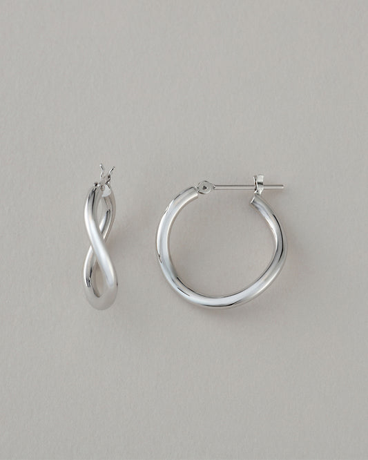 【3/12入荷】シルバー ウェーブ フープ ピアス