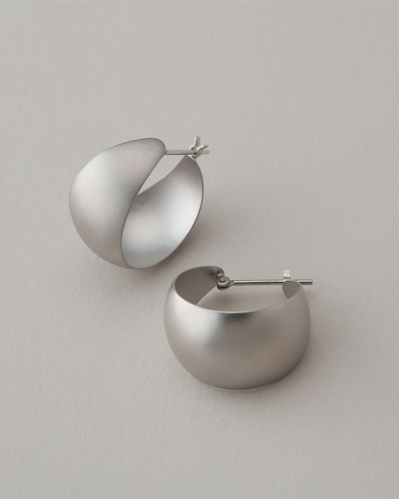 【3/6入荷】〈山〉 シルバー 霧 フープピアス